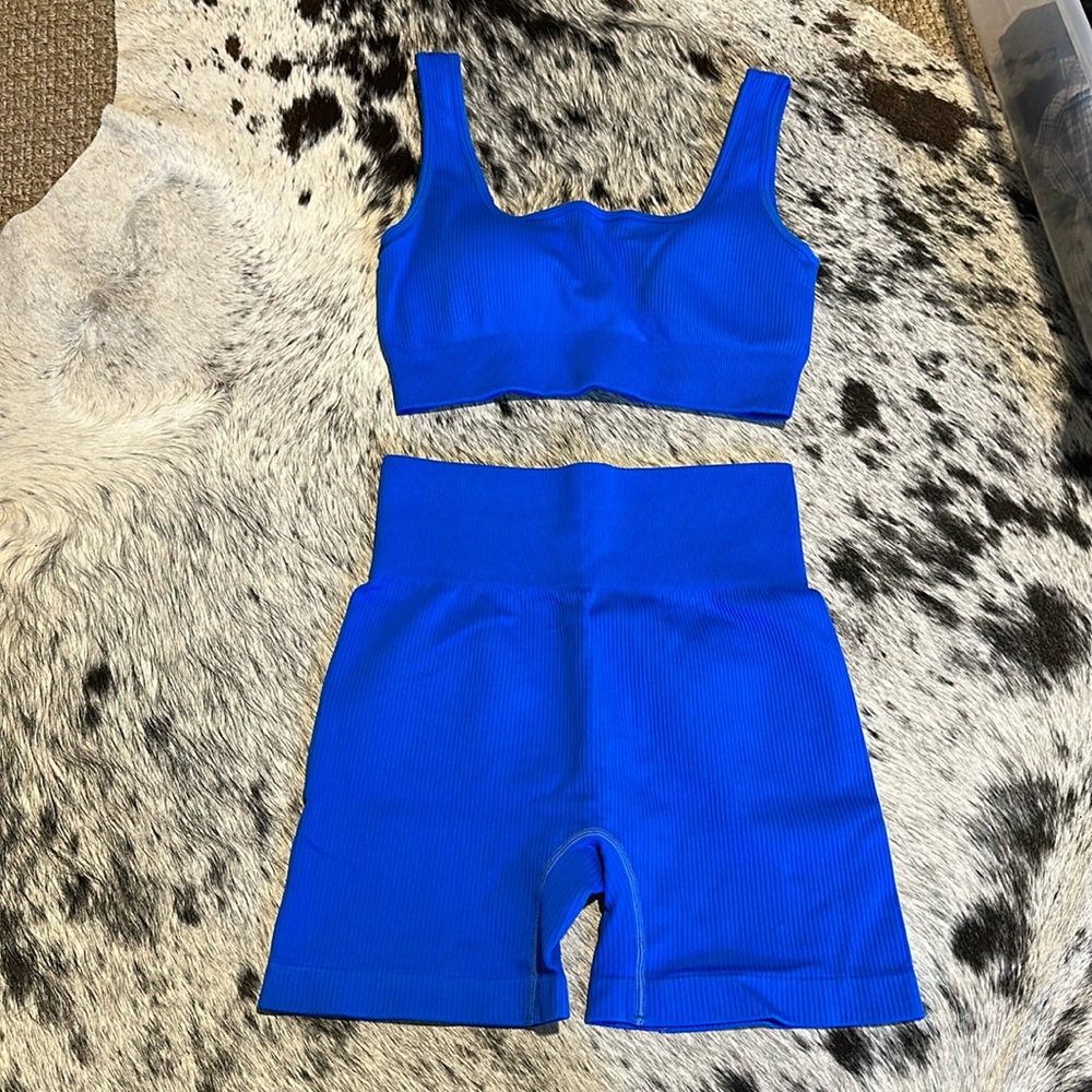 Blue workout set